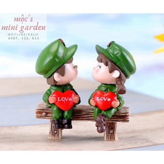 Tiểu cảnh mini_Cặp đôi lính ôm tim_CD825