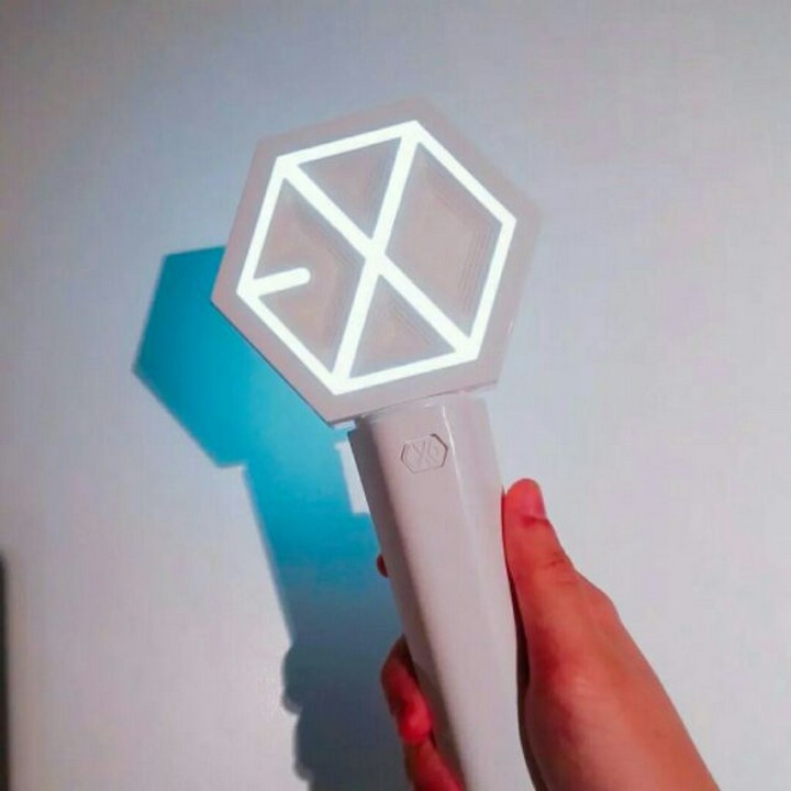 Lightstick exo unoff ver 2 đèn phát sáng gậy cổ vũ idol Hàn quốc