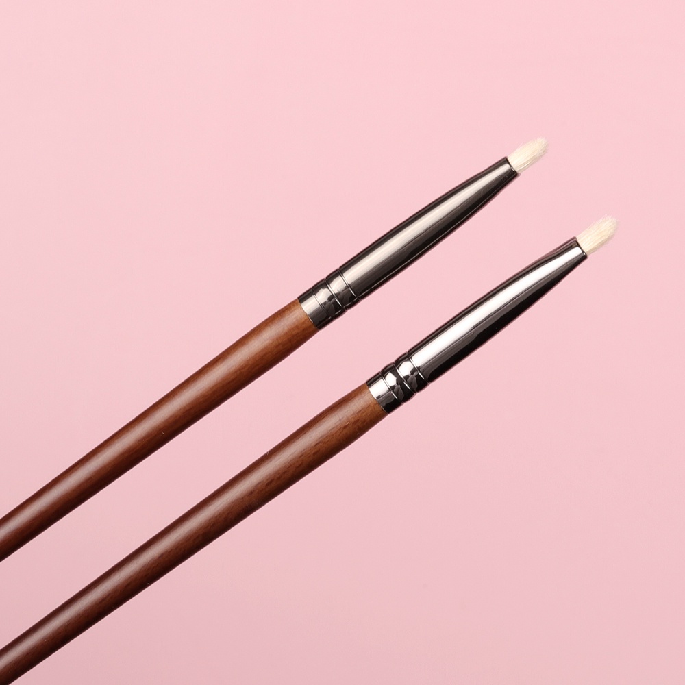 Cọ trang điểm mắt OVW N66 bằng lông dê tự nhiên