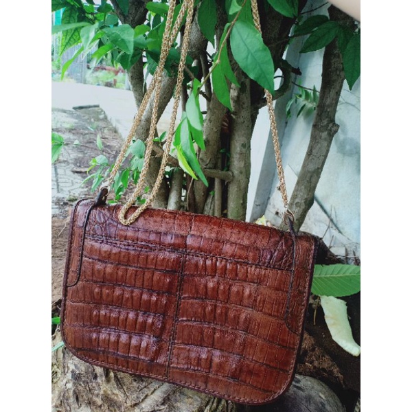 Túi đeo chéo cá sấu caiman thật