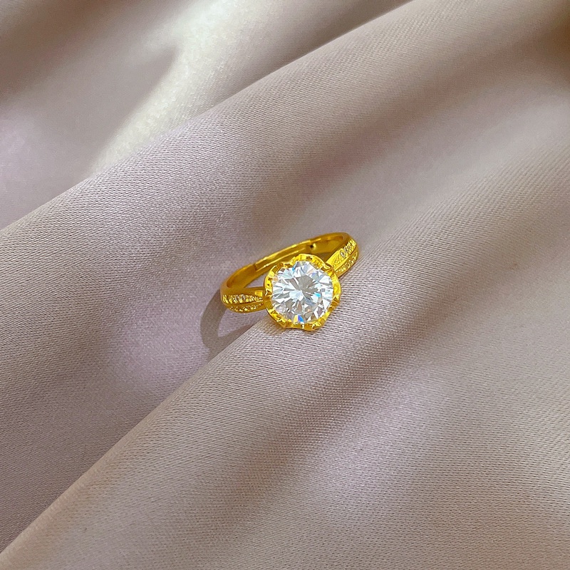 Nhẫn nữ titan chống gỉ Vàng 18k trang sức kim cương sang trọng