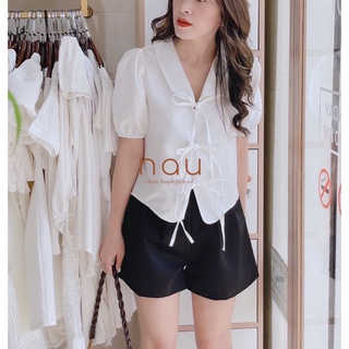 Set kaki phi áo trắng cột nơ quần short đen