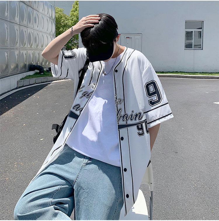 Áo khoác bóng chày tay ngắn phong cách năng động | BigBuy360 - bigbuy360.vn