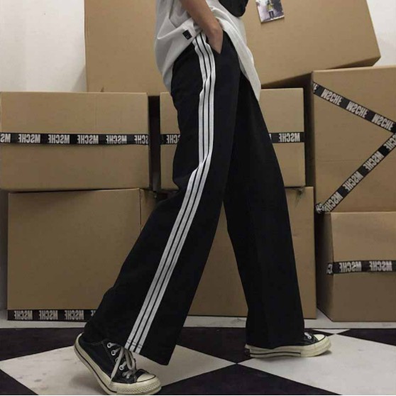 Quần 3line Ống Rộng Nam Nữ Unisex - Chất Umi Cao Cấp , Quần Ống Suông Phối 3 Sọc Trắng Phong Cách Thể Dục - MAY Fashion