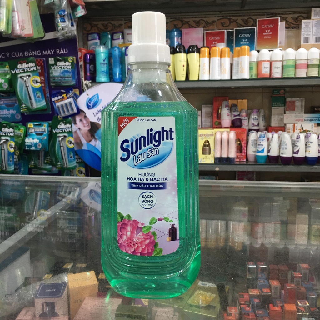 Nước lau sàn Sunlight tinh dầu Thảo Mộc - Hương Hoa Hạ và Bạc Hà 1kg