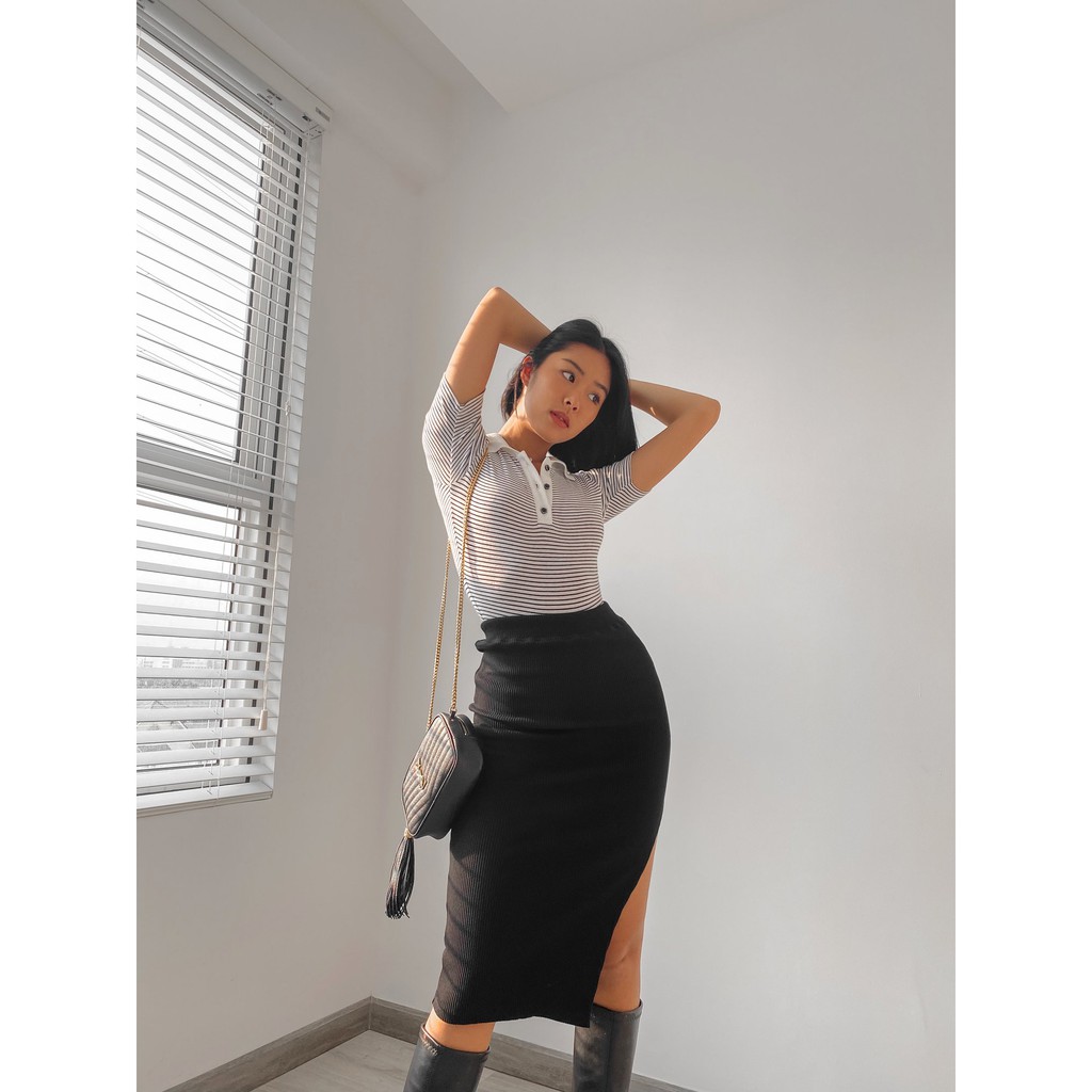 Là min - Váy xẻ Slit Ribbed Midi Skirt