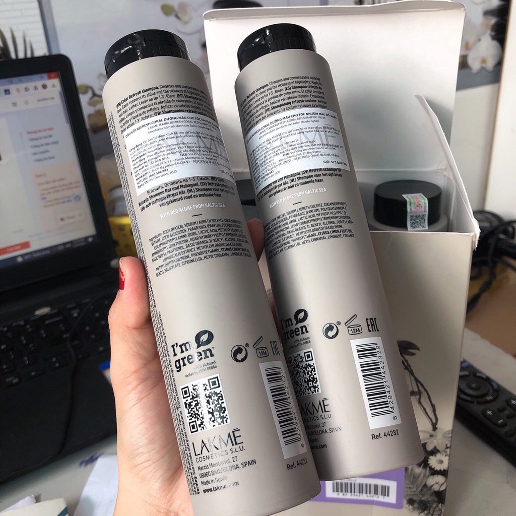 Dầu gội cho tóc nhuộm đỏ Lakme Teknia Ultra Red Shampoo Refresh 300ml