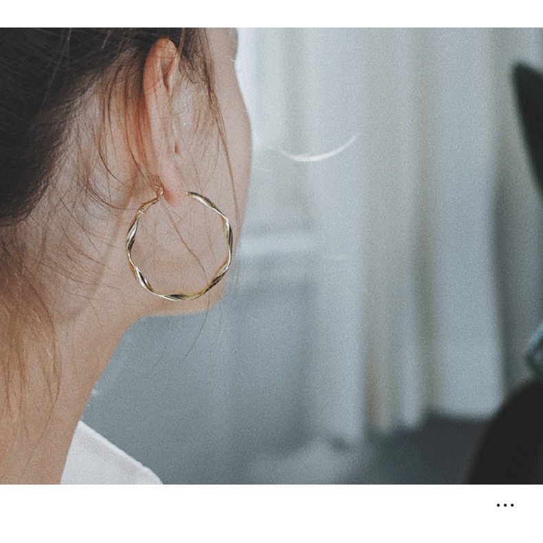 Bông tai phong cách Retro mẫu mới 2020