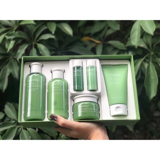 SÉT DƯỠNG DA TRÀ XANH INNIS HÀN QUỐC