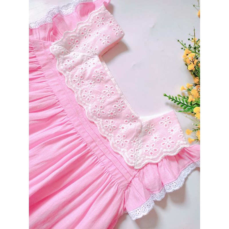 Váy đầm linen hồng cổ vuông phối ren trắng cho bé gái