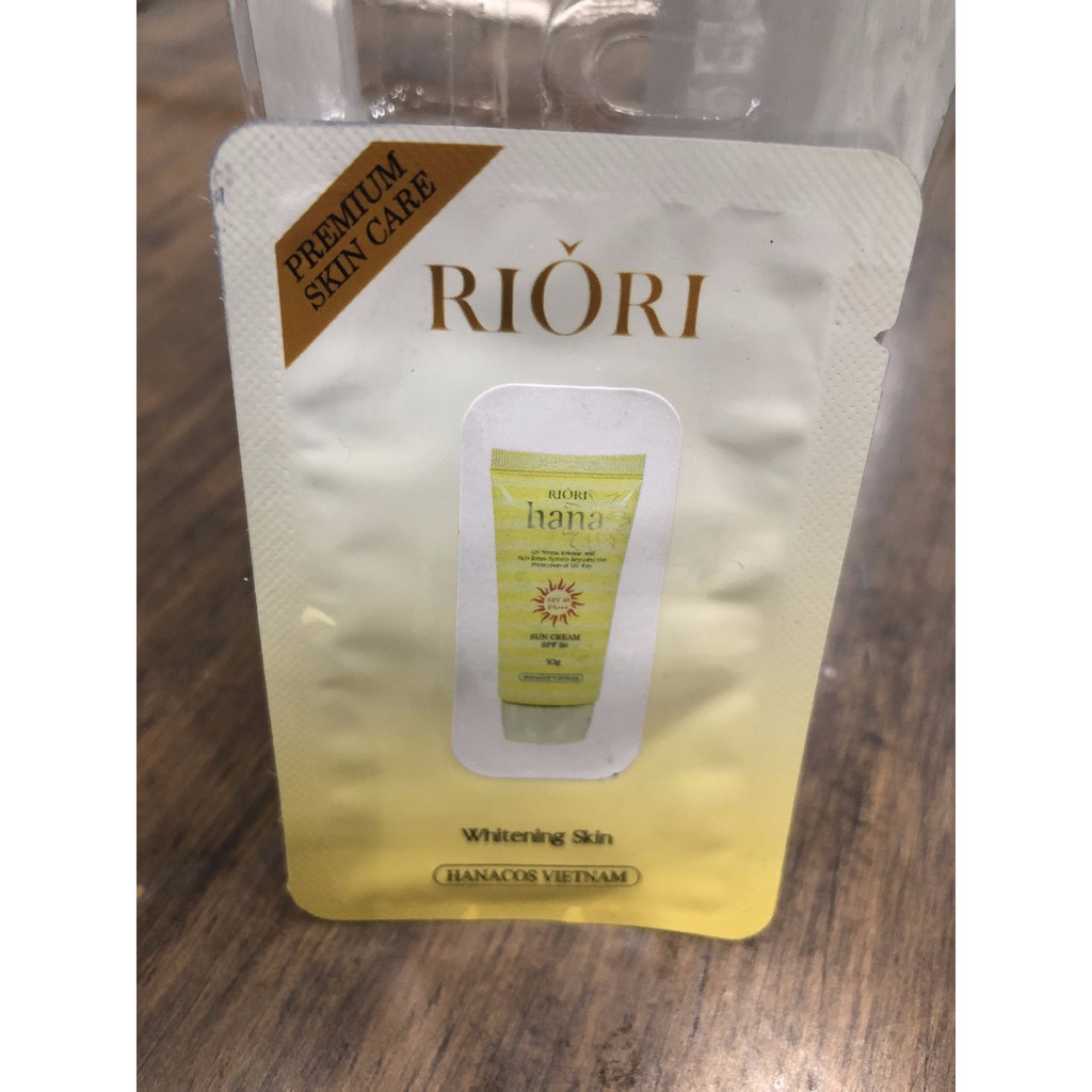 (MẪU TEST) Kem Chống Nắng RIORI SUN CREAM SPF 50 - 1.5g | BigBuy360 - bigbuy360.vn