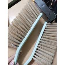 Chổi nhựa phủi bàn Bida, lau dọn góc cầu thang