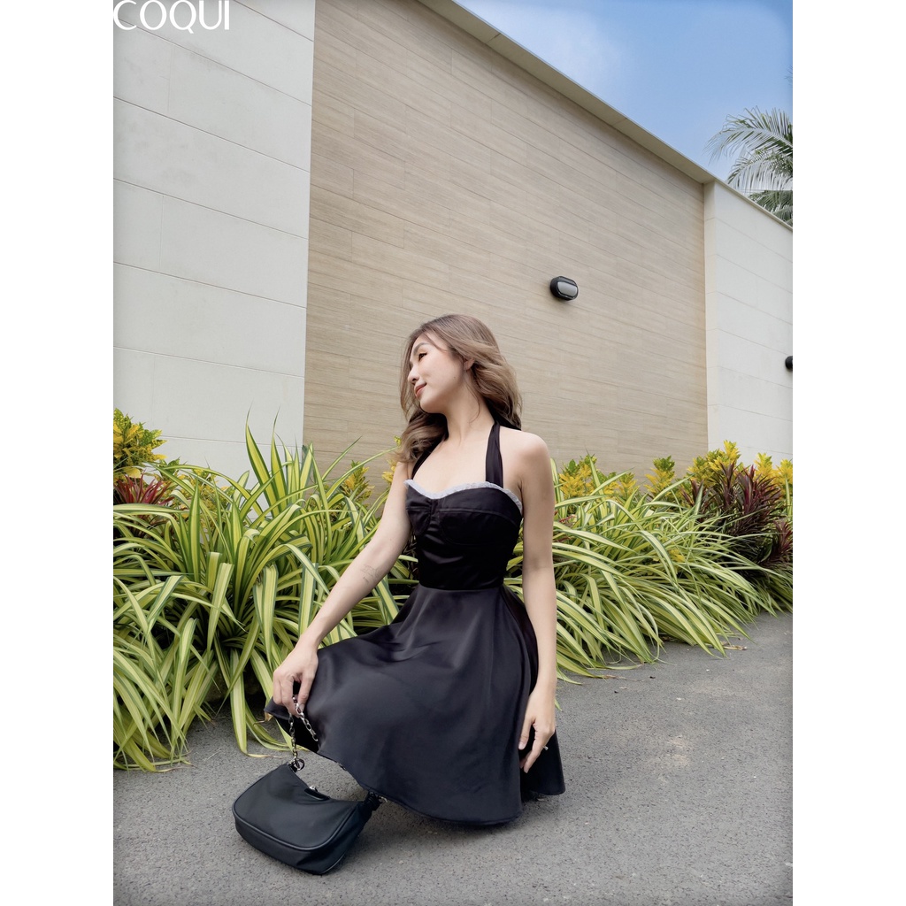 COQUI - Váy lụa đen viền ren cúp ngực cột dây - Iris Dress