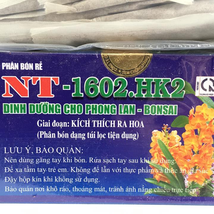 Hộp 20 túi phân bón chậm tan dạng túi lọc NT-1602 HK2 cung cấp dinh dưỡng kích ra hoa cho phong lan, hoa cảnh