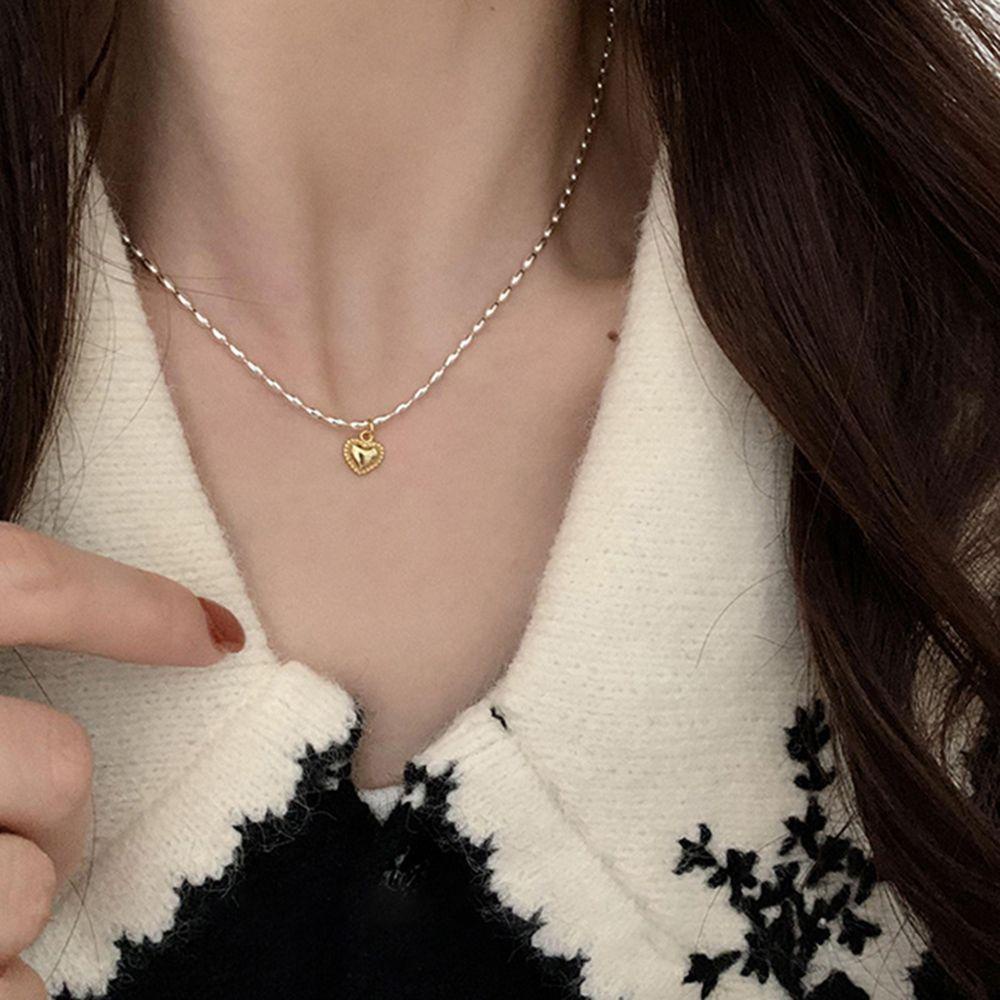 Vòng cổ Hợp Kim Mặt Hình Trái Tim Xinh Xắn Cho Nữ