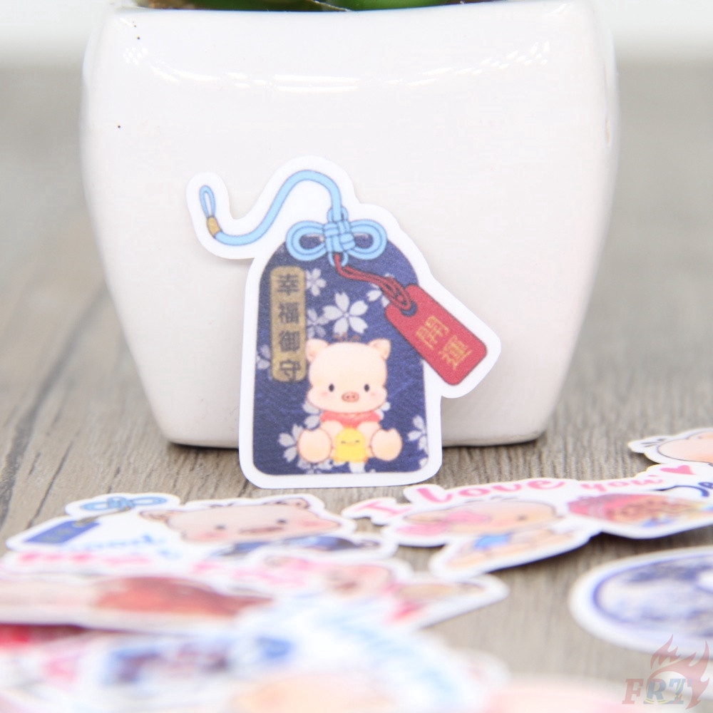 Set 40 nhãn dán trang trí hình chú heo dễ thương