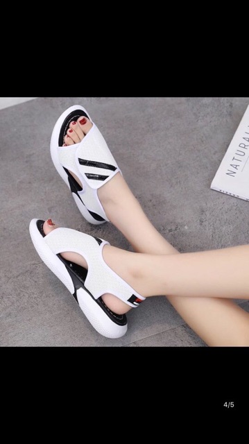 Sandal dép quai hậu 200