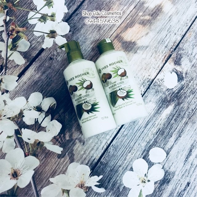 Gel tắm mùi dừa YVES ROCHER COCONUT BATH AND SHOWER GEL 400ML.