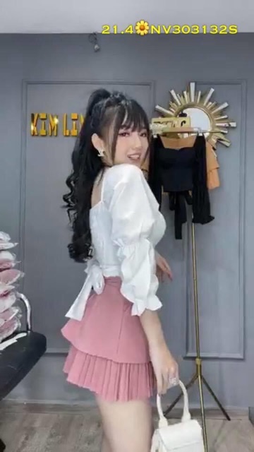 Áo kiểu nhún lưng nơ kèm mút ngực