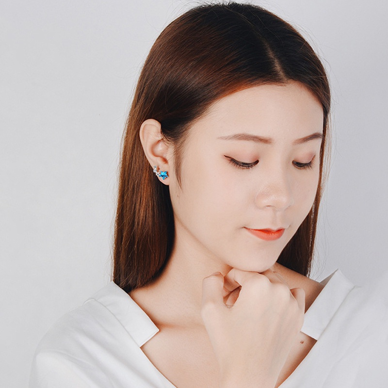 Khuyên Tai Ngôi Sao Đính Đá Nhân Tạo Dễ Thương