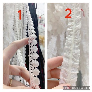 Ren trang trí váy màu trắng
