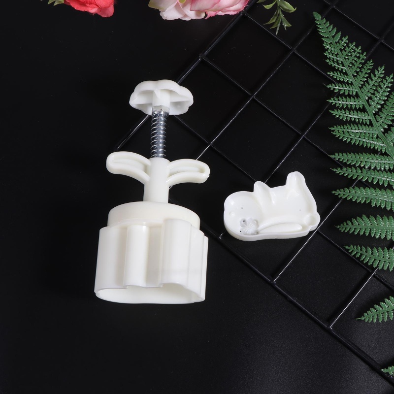 Khuôn Nhựa Làm Bánh Trung Thu Hình Thỏ Dễ Thương DIY