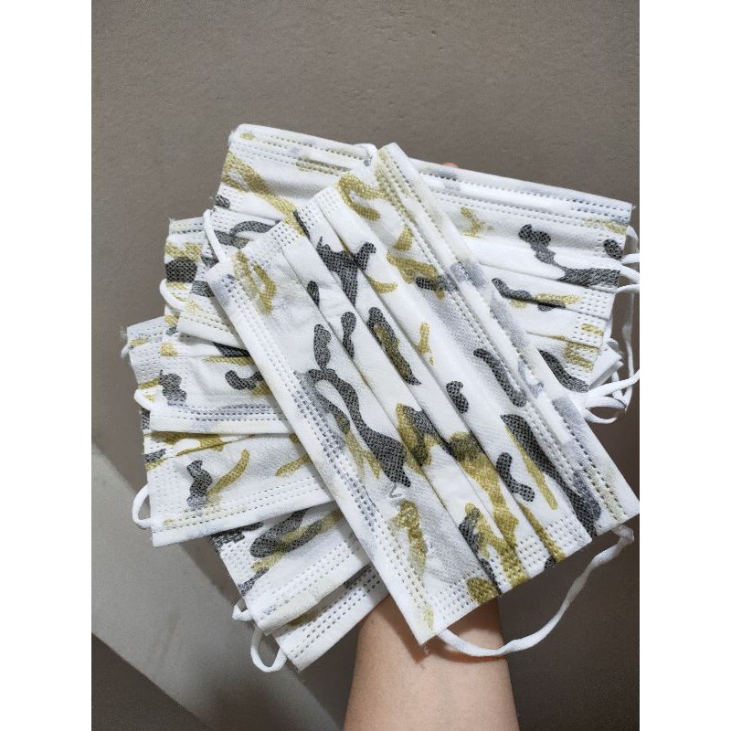 Khẩu trang y tế rằn ri