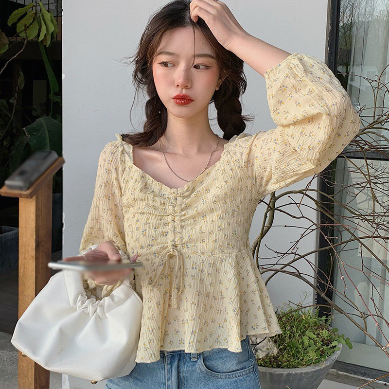 Áo Kiểu Chất Chiffon Hoạ Tiết Hoa Thiết Kế Cổ Chữ V Nữ Tính | BigBuy360 - bigbuy360.vn