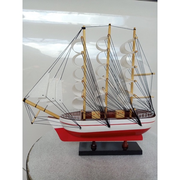 Mô hình thuyền phong thủy  - Thuyền gỗ Le Blem dài 28cm -35cm - Buồm vải trắng -