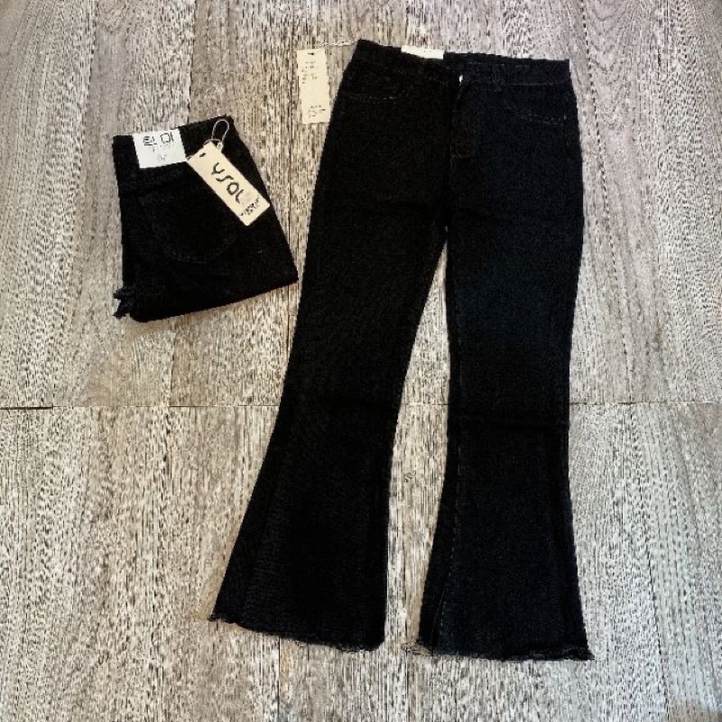 Quần jeans loe siêu hack chân chất liệu bò cao cấp