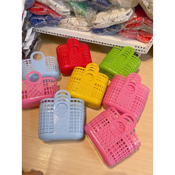 Giỏ nhựa đi chợ mini cho bé