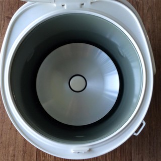 Nồi cơm điện Kangaroo KG 29 1,8l