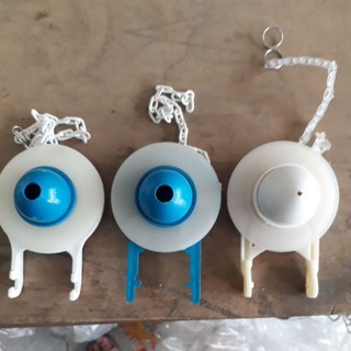 Cóc két nước bồn cầu