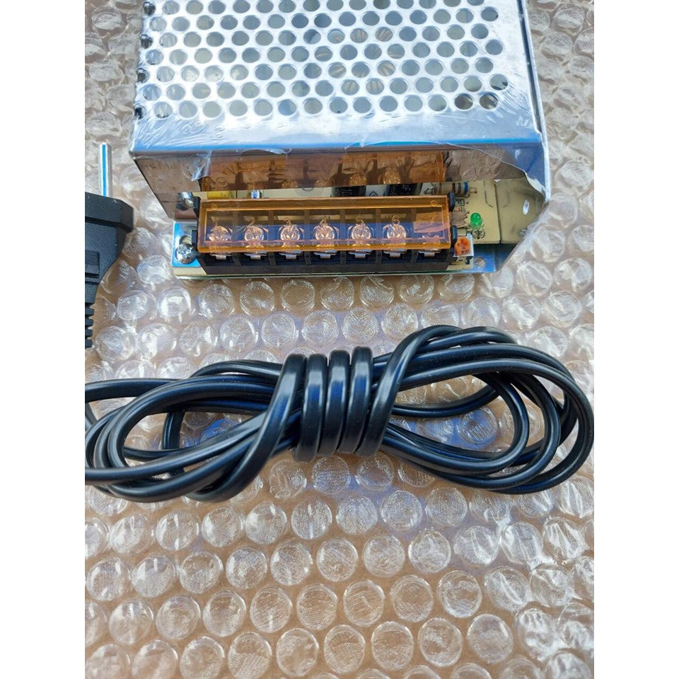 Nguồn tổ ong tổng 12V-10A (DC) dùng cho động cơ 775 và còn sự nhiều chức năng như phù hợp với camera và đèn quảng cáo