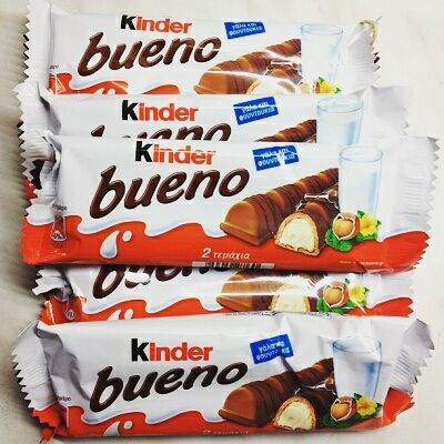 Kẹo Socola nhân sữa hạt dẻ Kinder Bueno 43g