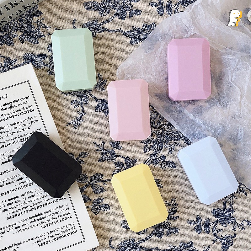 Hộp đựng lens kính áp tròng màu trơn