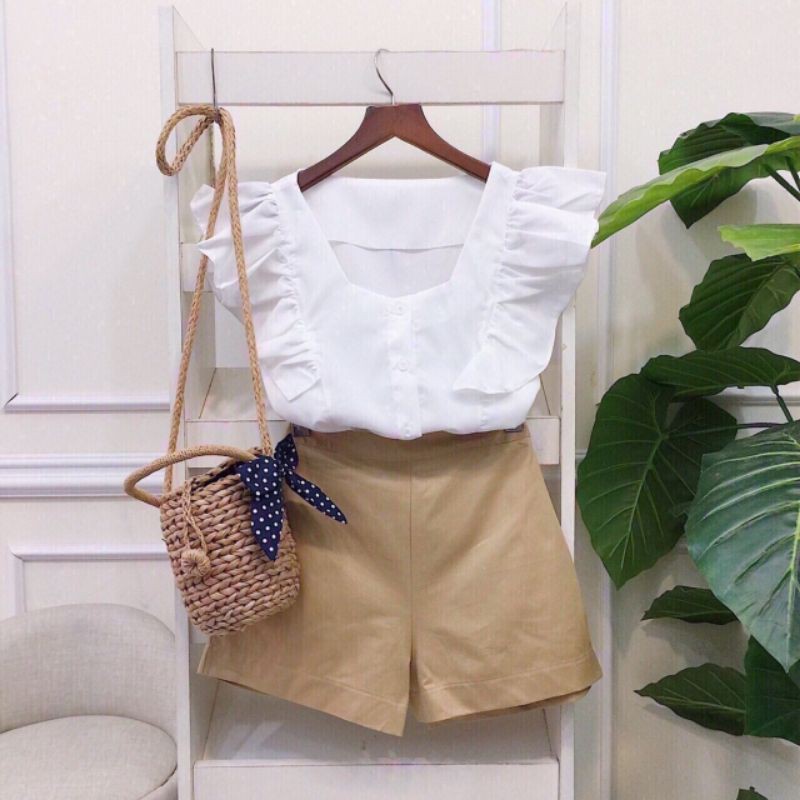 Set áo sơ mi trắng cánh tiên cài nút và quần ngắn