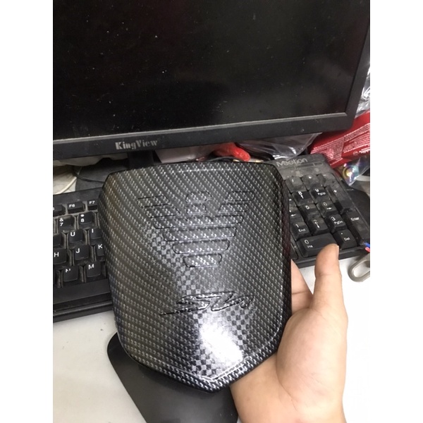 Ốp nắp bình xăng Sh 2020-2021 cacbon cực đẹp