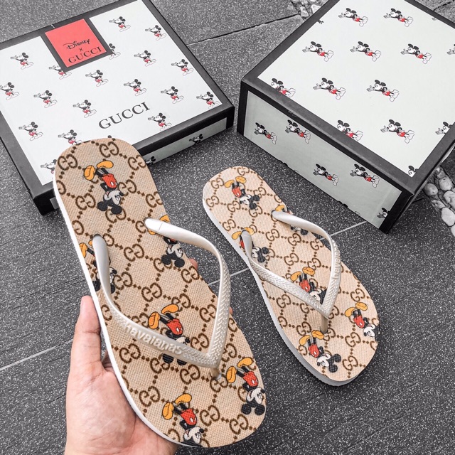 Dép hot trend micky