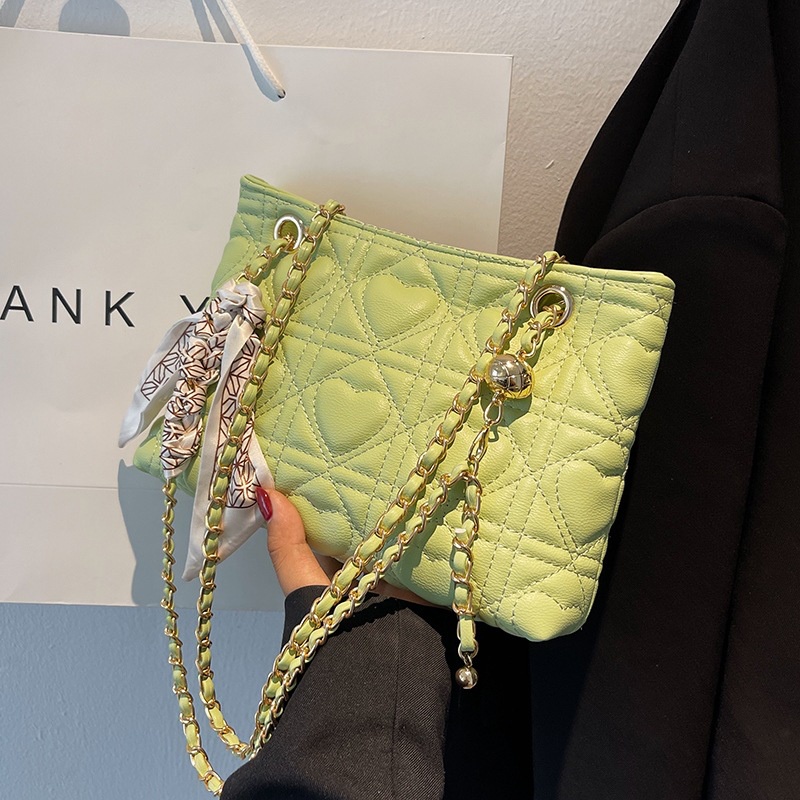 Túi đeo vai IELGY phối vải lụa dây xích thời trang cho nữ