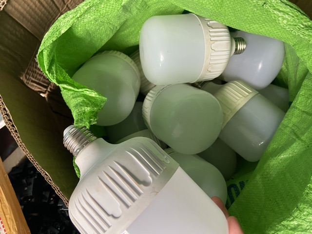 Bóng Led 30W-20W-10W đui xoắn đã qua sd còn tốt