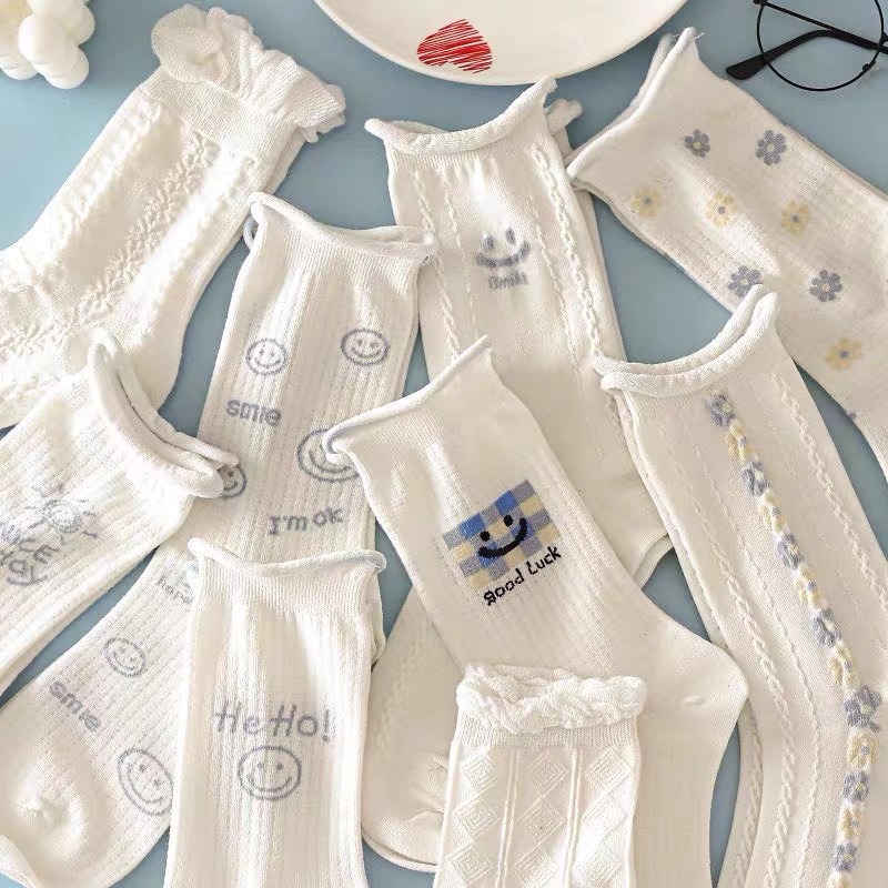 Tất, Vớ nam nữ cotton hoạ tiết đáng yêu cao cổ phong cách Hàn Quốc