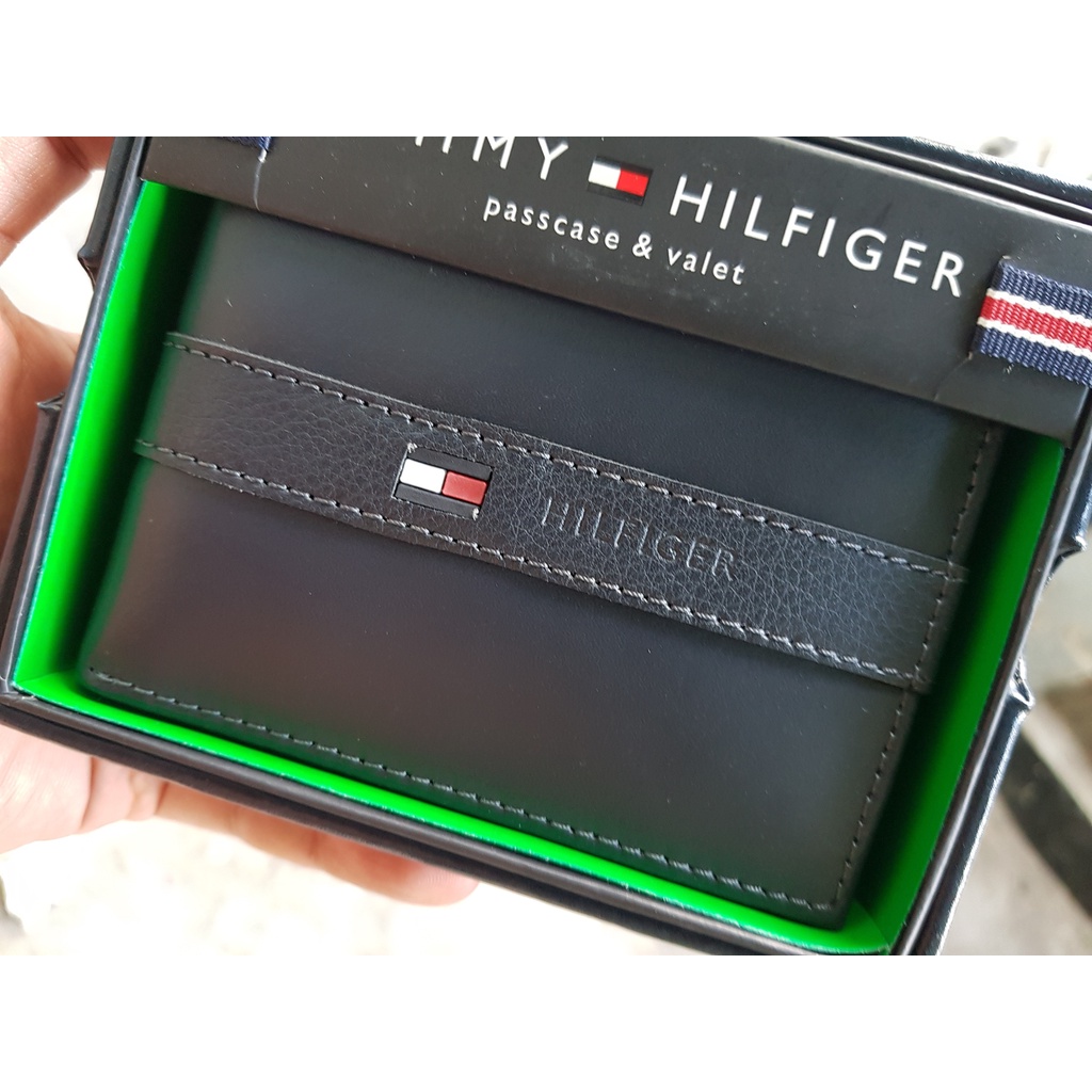 Chính hãng Mỹ - Ví da nam Tommy Hilfiger navy