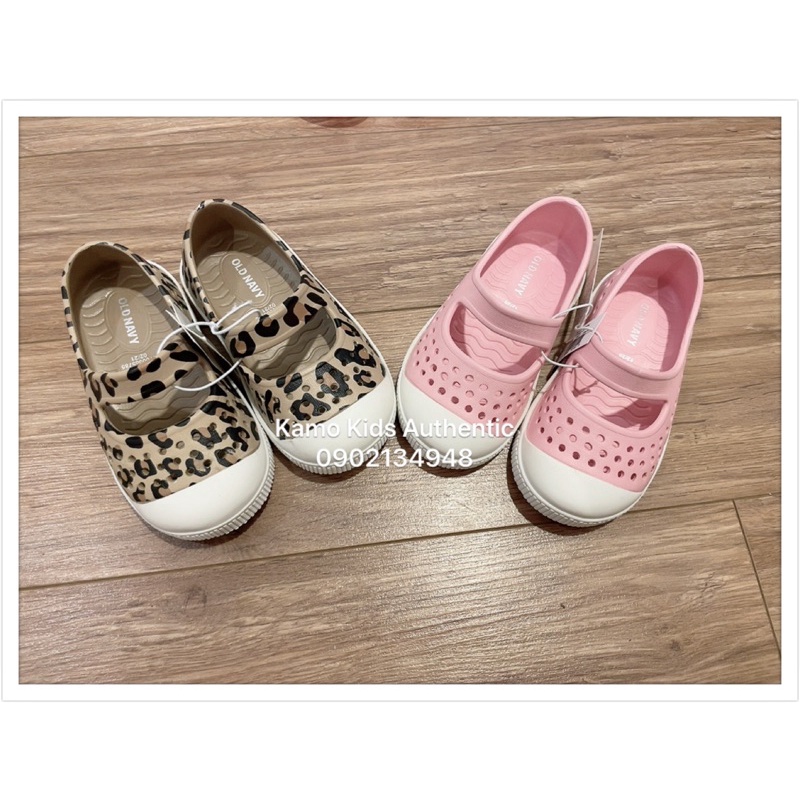 Giày siêu nhẹ Oldnavy bé gái săn sale