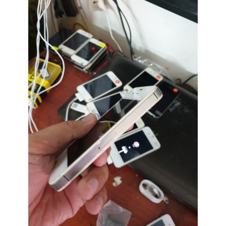 GIẢM 50% CÁC BÁC ƠI điện thoại Iphone 4S 16G bản Quốc tế, Full nghe gọi GIẢM 50% CÁC BÁC ƠI