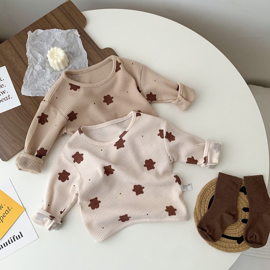 Bộ áo thun tay dài in hình gấu và quần dài thời trang xinh xắn cho bé