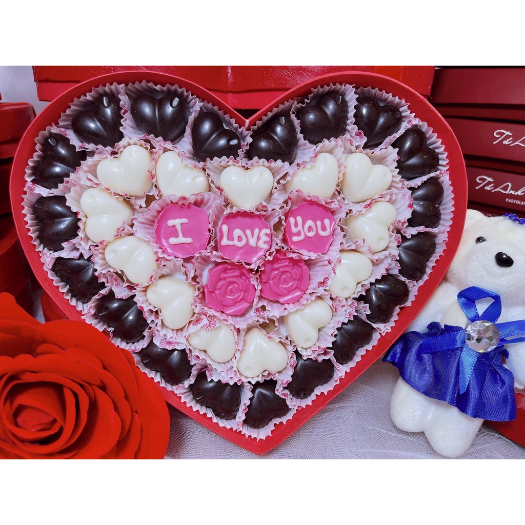 Hộp socola valentine 2022 trái tim to 21cm