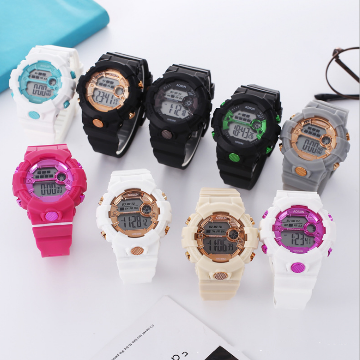 Đồng Hồ Điện Tử Báo Thức Phát Sáng Thời Trang Cho Nữ