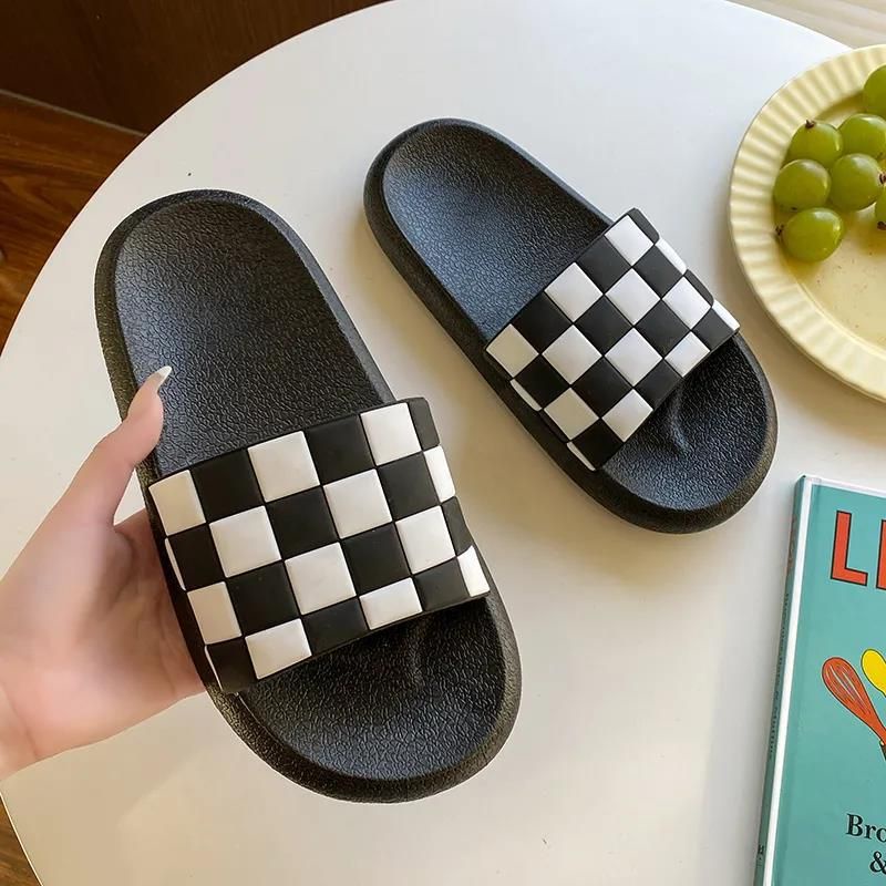 - Dép bánh mì caro siêu hot 2022