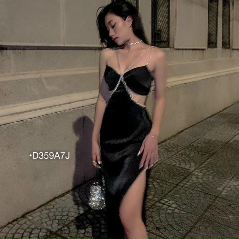 Đầm Maxi Dự Tiệc ,Váy Lụa Cut Eo Ôm Body Dây Đính Đá ,Đầm Dáng Dài Xẻ Đùi ,Sexy ,Sang Chảnh